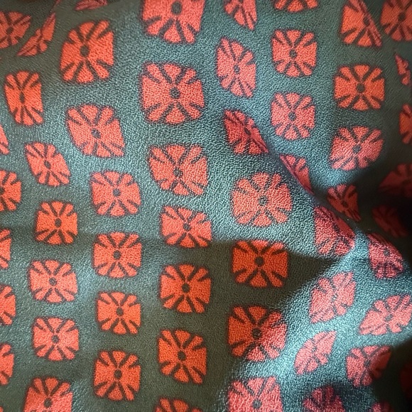 Floral Blue and Pink Women's Top size XL - Picture 12 of 12